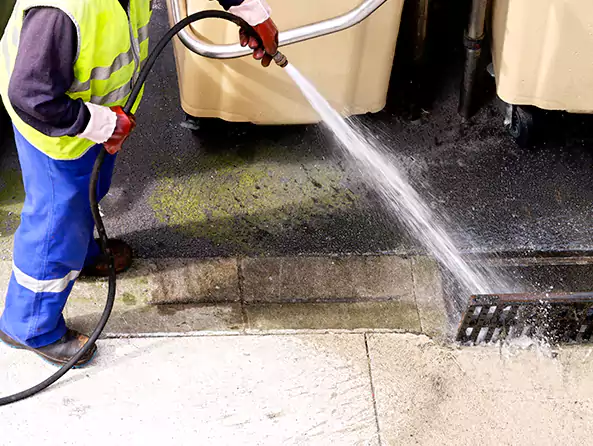Why Choose Mukilteo Plumbers for Hydro Jetting in Mukilteo, WA?